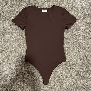 Aritzia Babaton Contour Bodysuit